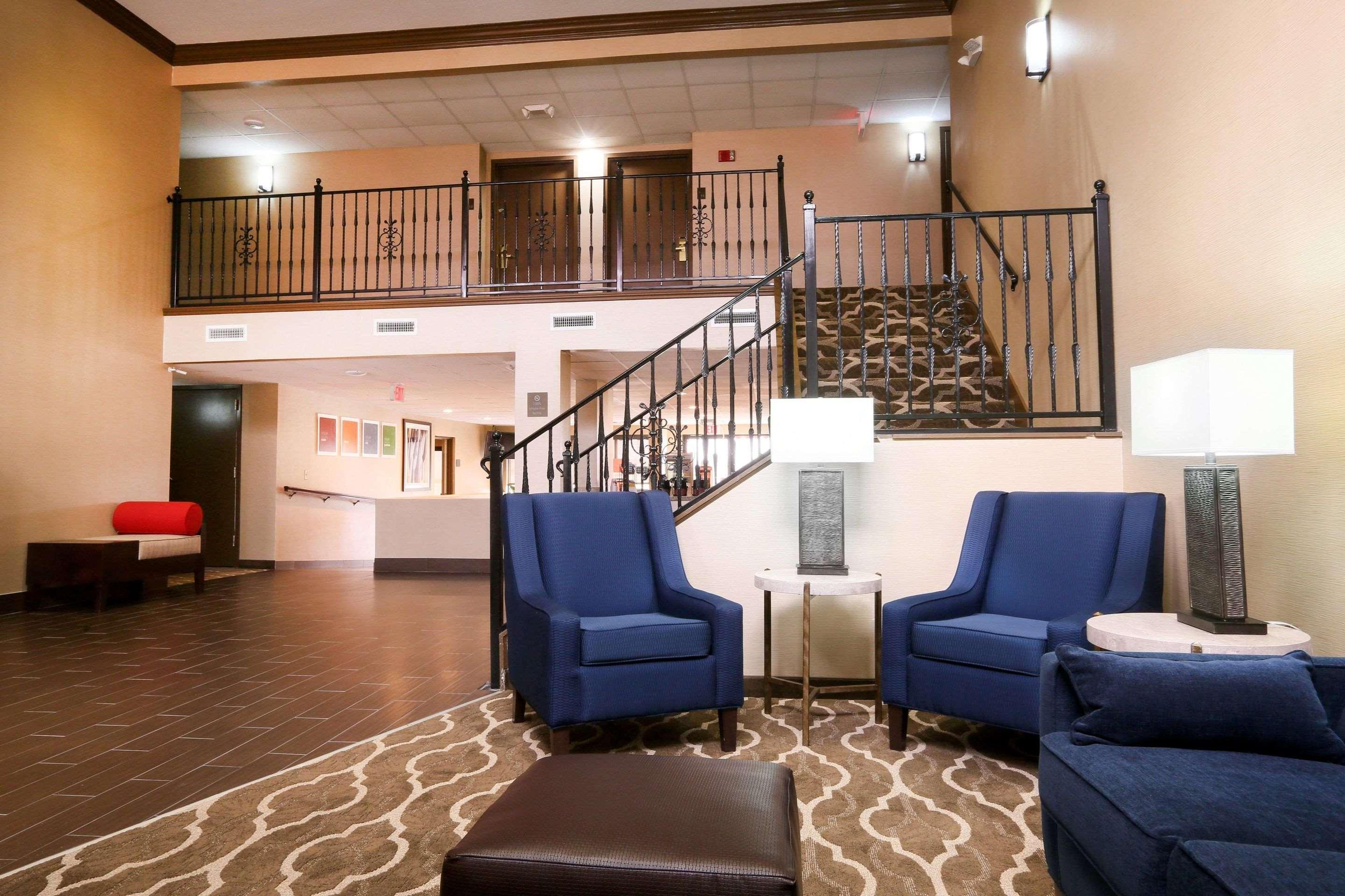 Comfort Inn & Suites Leeds I-20 Bagian luar foto