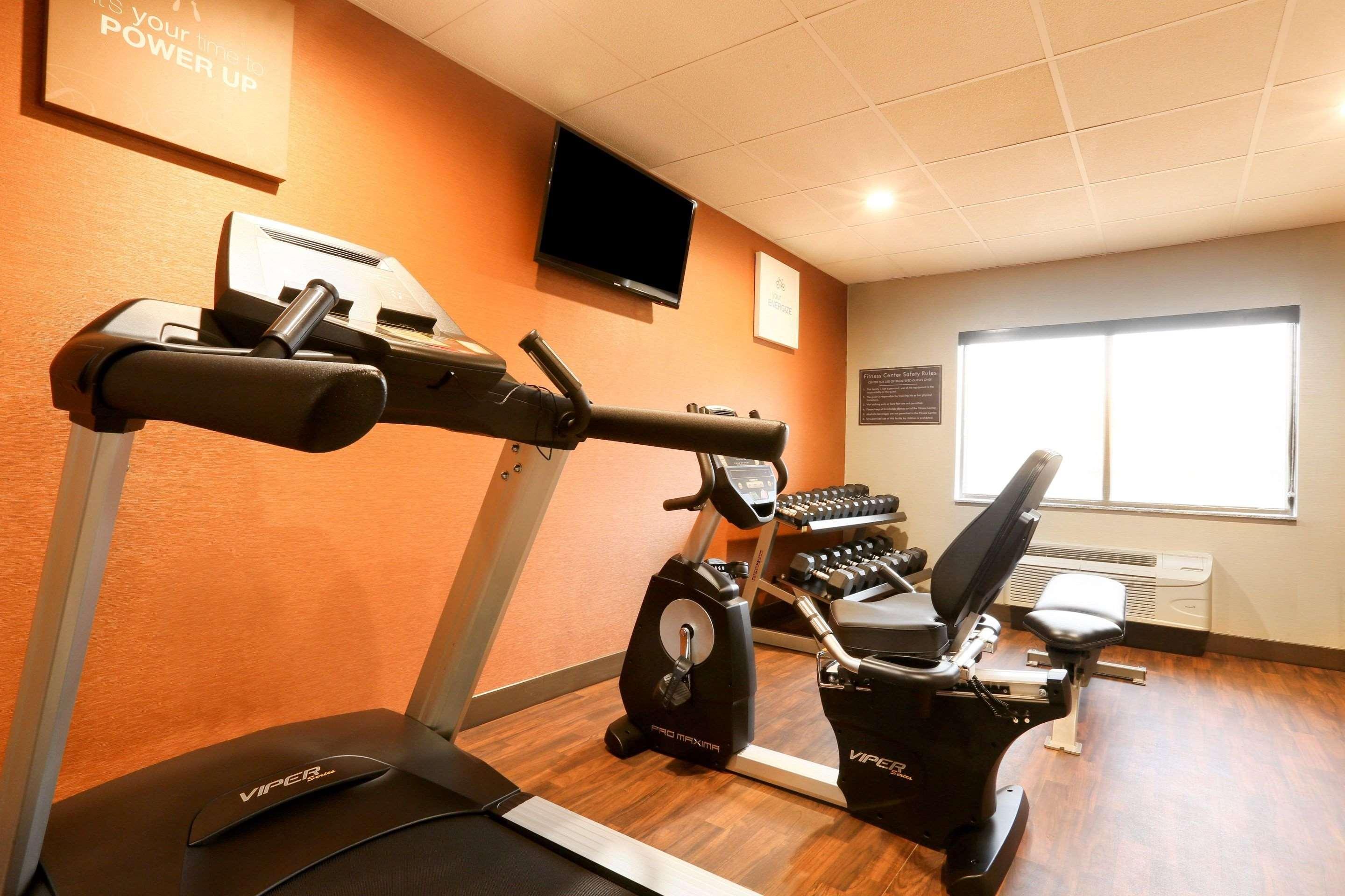 Comfort Inn & Suites Leeds I-20 Bagian luar foto