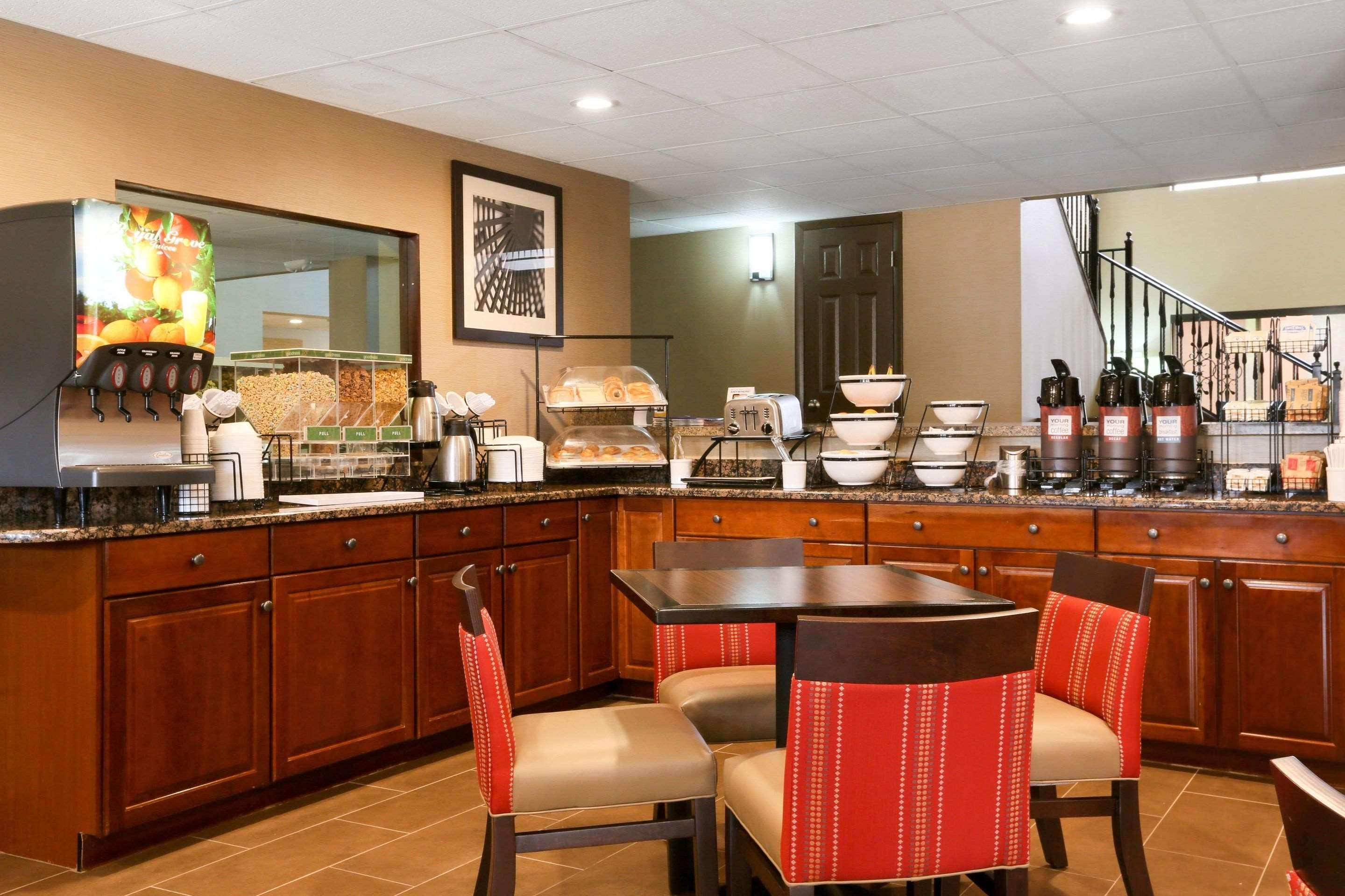 Comfort Inn & Suites Leeds I-20 Bagian luar foto