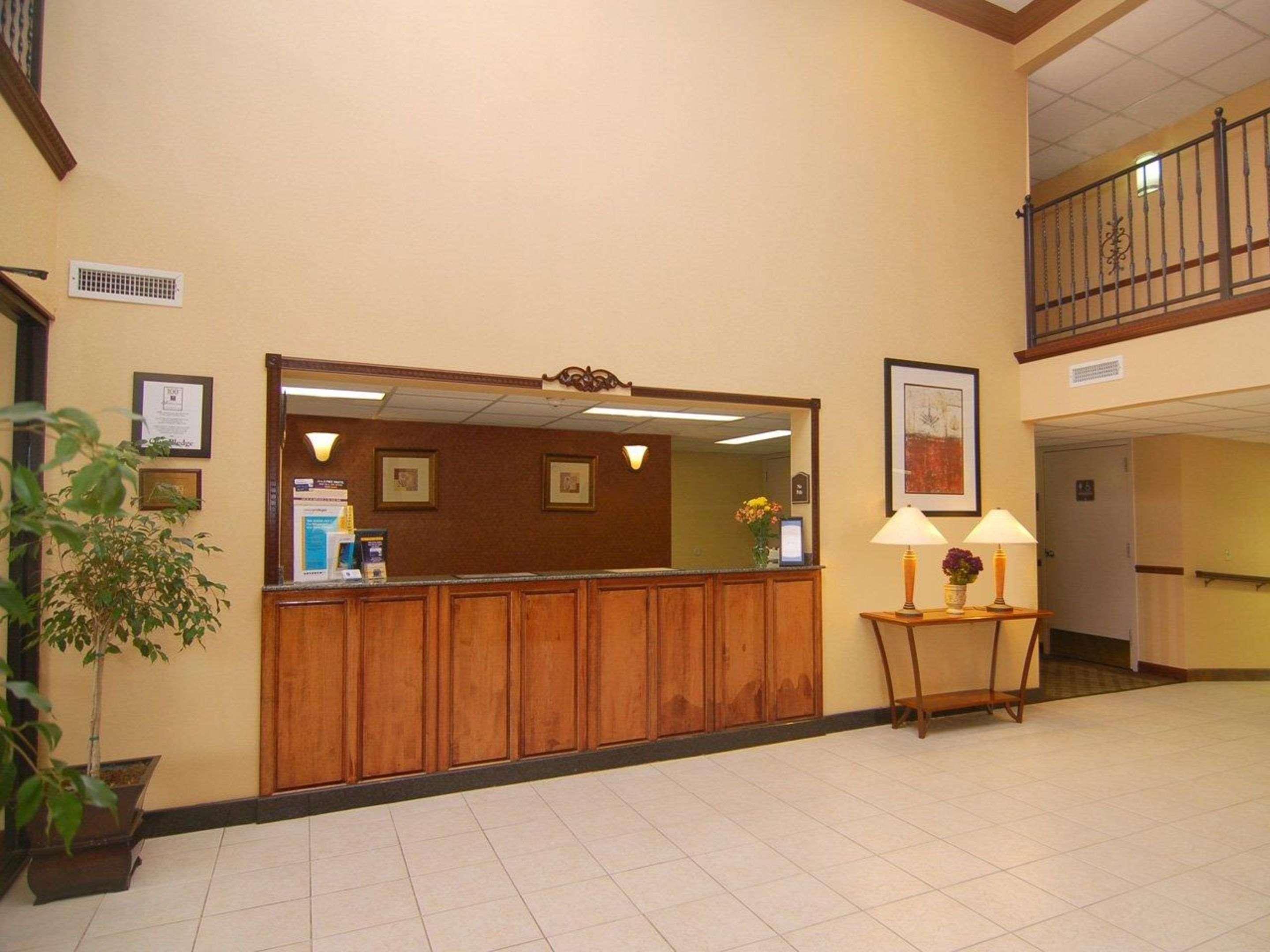Comfort Inn & Suites Leeds I-20 Bagian luar foto
