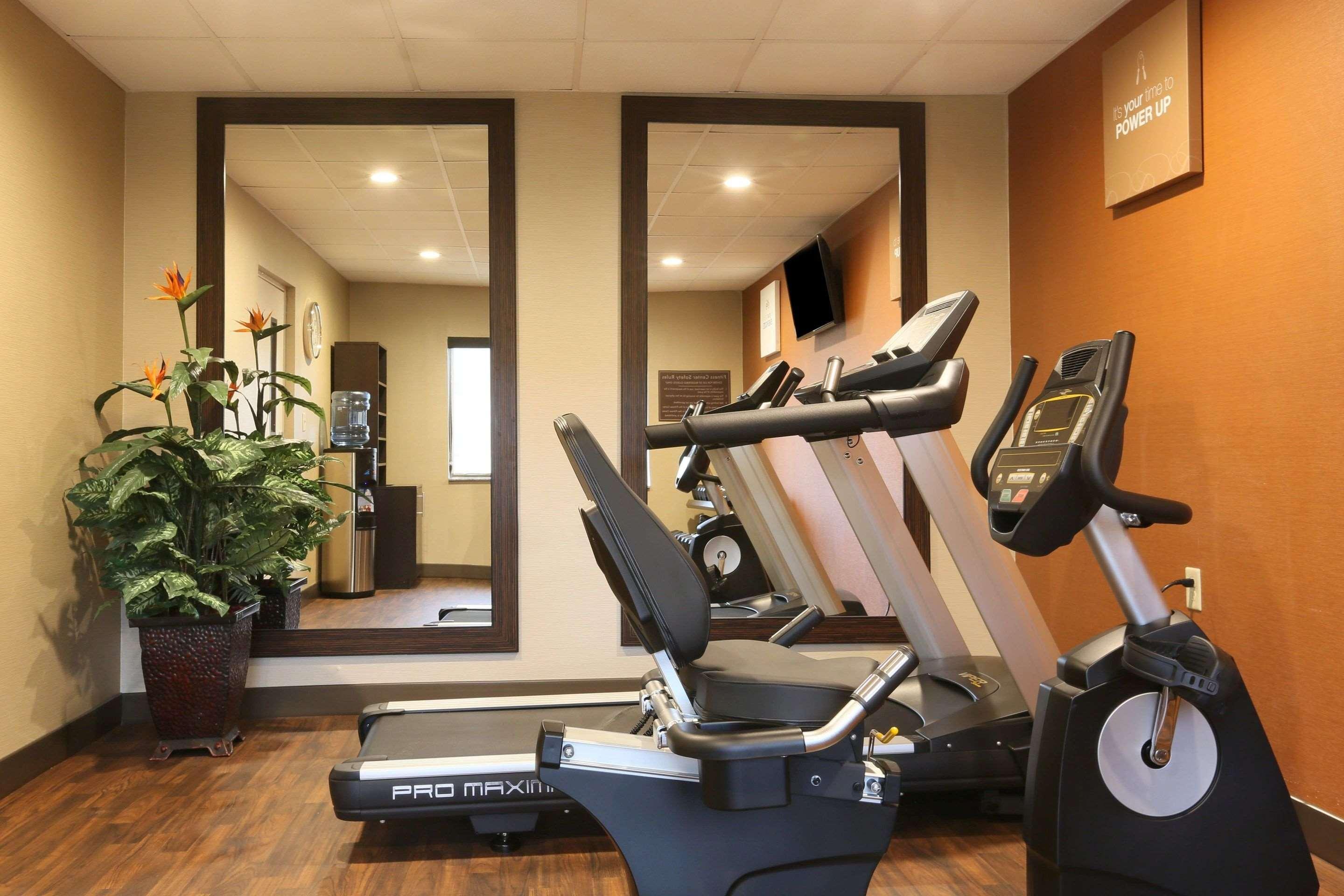 Comfort Inn & Suites Leeds I-20 Bagian luar foto